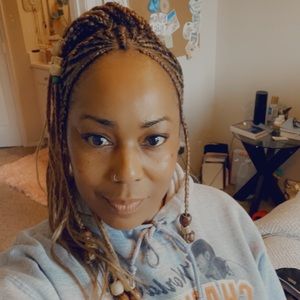 Meet your Posher, Jeanette